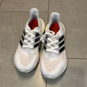 Adidas Women’s Ultraboosts - Size 8